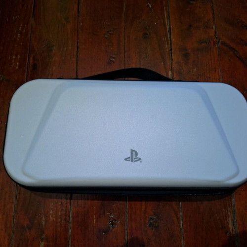 PowerA калъф за пренос на Playstation Portal като нов