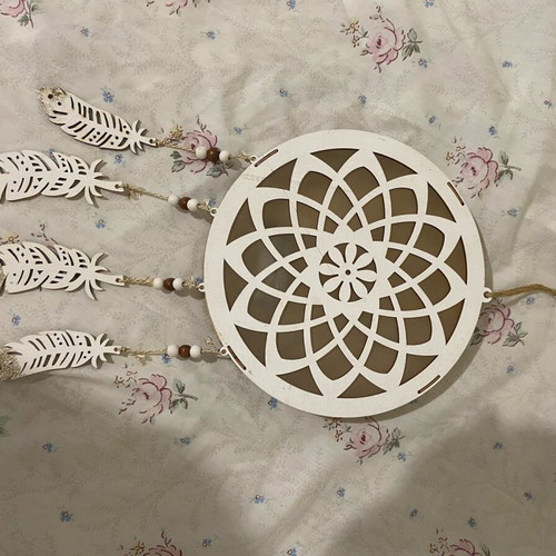 Wooden dreamcatcher new, lights with batteries