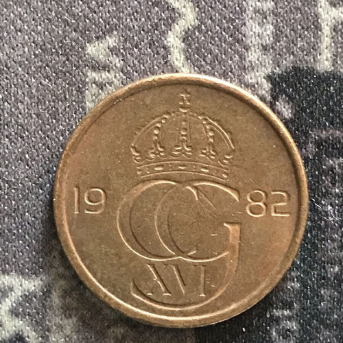Sweden 5 Ore Coin 1982 like new