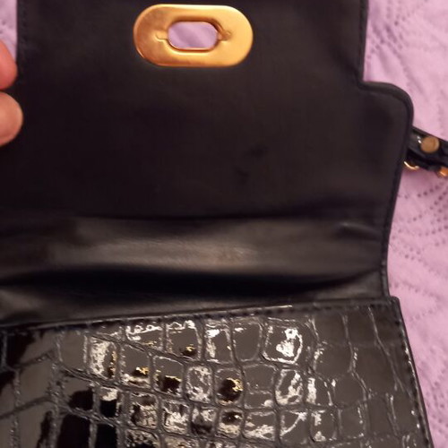 Small crossbody bag like new, shiny leather, blue black