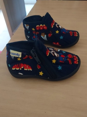 Comfy παντόφλες μωρού νούμερο 21 σαν καινούργιες με σταθερό πάτο