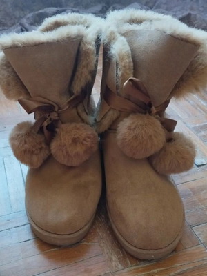 Fur brown ankle boots like new, size 39