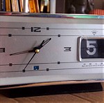  Υπέροχο κουρδιστό ρολόι με flip ημερομηνία
