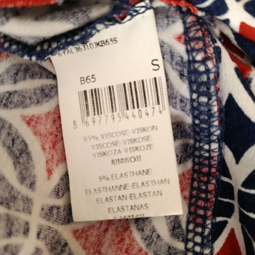 Vintage top with geometric pattern, like new, size S
