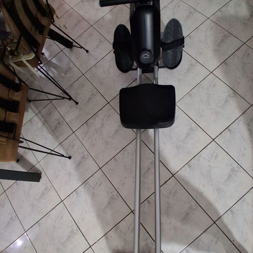 DrumFit Rower 5500 Regatta magnetic rowing machine like new