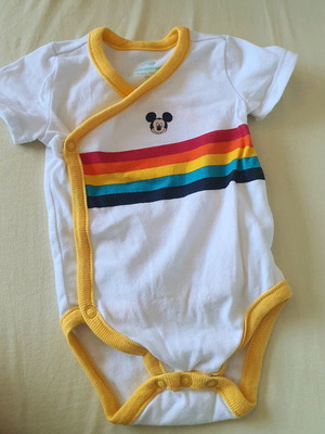 Βρεφικό ζιπουνακι ηλικίας 0-1 μηνών καινούργιο.