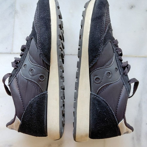 Saucony Jazz Original vintage women's athletic shoes, black, size 40