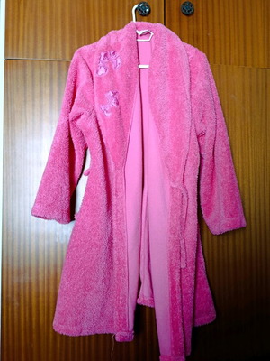 Women's bathrobe new fuchsia color with pockets and belt