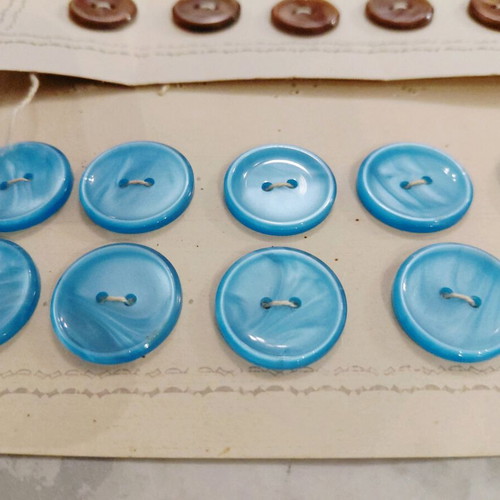 Vintage buttons from the 60s like new, pack of 34 pieces