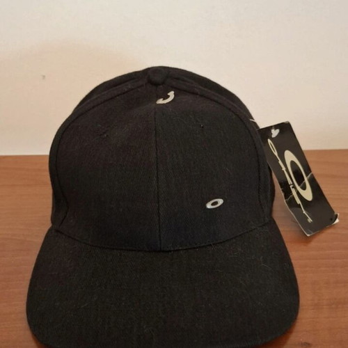Oakley Tinfoil Black hat brand new
