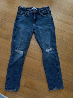 Zara slim fit jean pants like new, size 36, blue