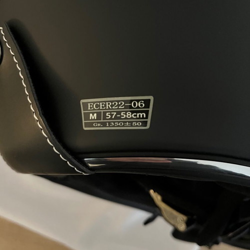Noh Premium motorcycle helmet, size Medium, retro style
