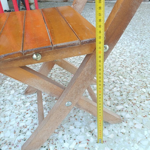 Children's wooden chair like new, folding, seat height 33cm