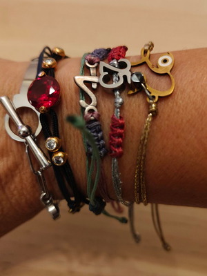 Handmade bracelets new, pack of 14 with 4 gift