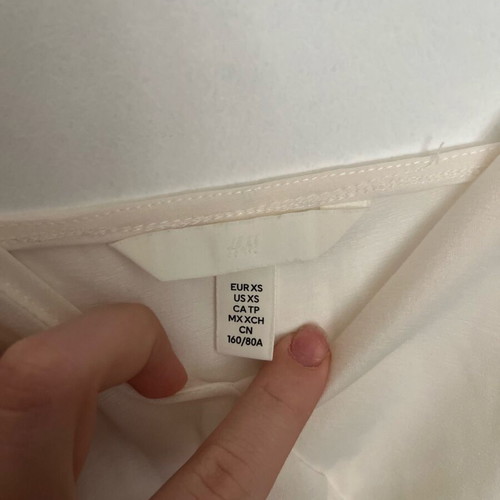 White tank top H&M like new, XS