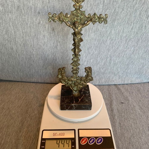 Brass tabletop crucifix used, good condition