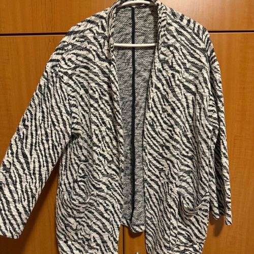 Mango cardigan without buttons like new, black and white, size M