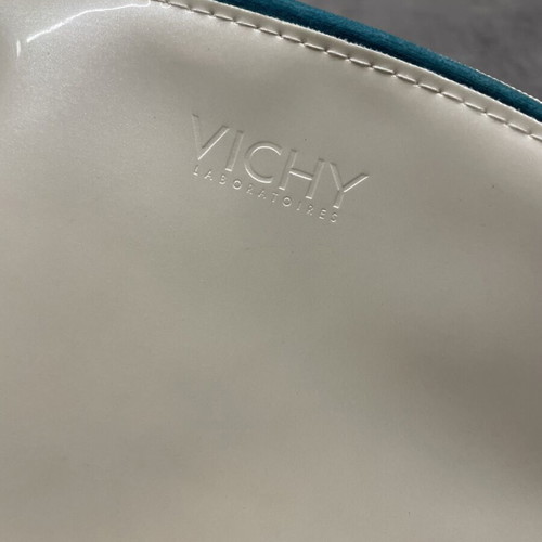 Vichy oval toiletry bag, pearly with mermaid effect