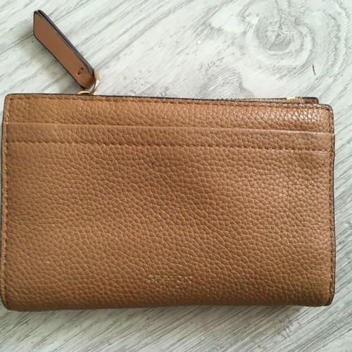 Eve 12 Credit Card Zip Wallet Oroton used, beige