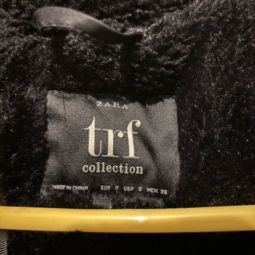 Zara jacket used with fur black, size S
