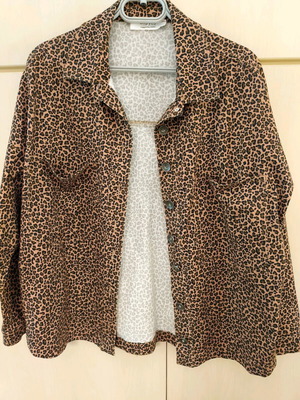 Leopard shacket Arpyes new, white and brown