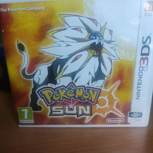 Pokémon Sun Nintendo 3DS game like new with insert