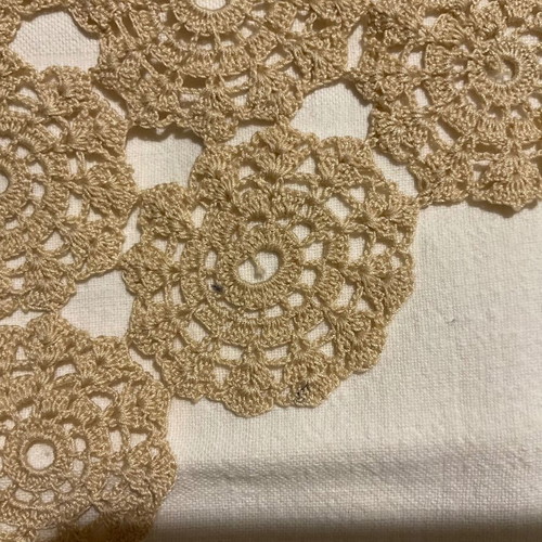Vintage 80s handmade knitted doily new, 45x25 cm diamond shape