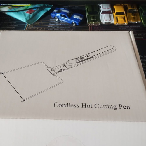 Cordless Hot Wire Foam Cutter Kit YC22-V4RG like new, 4V USB-C
