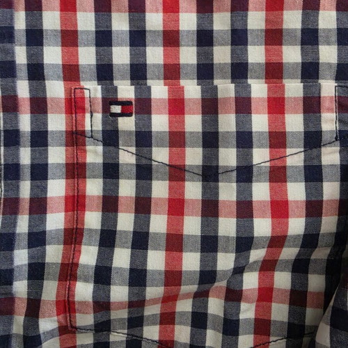 Tommy Hilfiger shirt size 8/10 like new, multicolor
