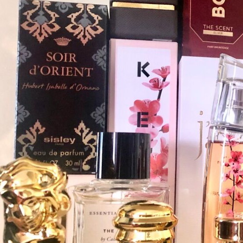 Set of 12 Eau de Parfum Brand Name Perfumes like new