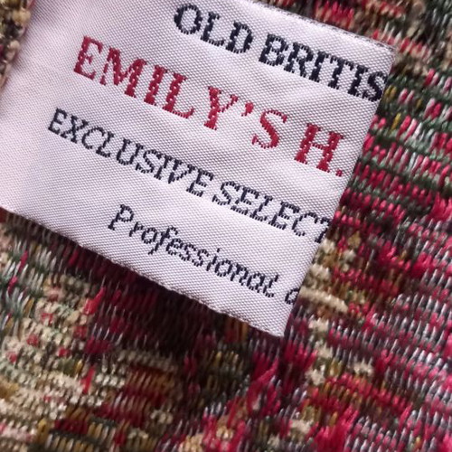 Emily's classics throw used, classic, size 2.00x1.40