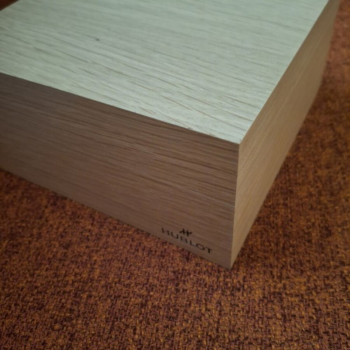 Hublot Wooden Watch Box new, oak Greenbox