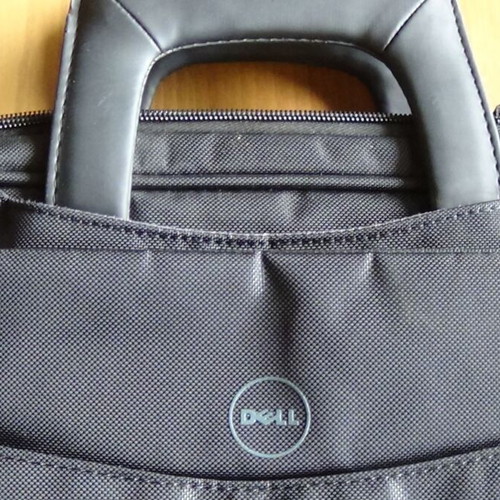 Τσάντα Dell επαγγελματική για laptop 15.6" σαν καινούργιο, μαύρη