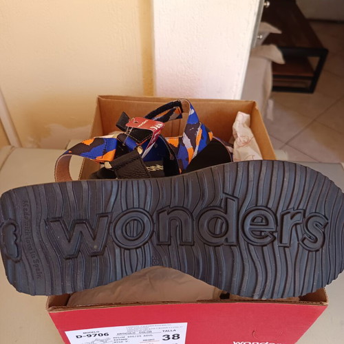 Wonders platform sandals new, multicolor, size 38