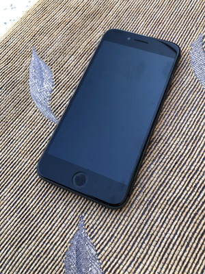 iPhone 8 64GB Black like new