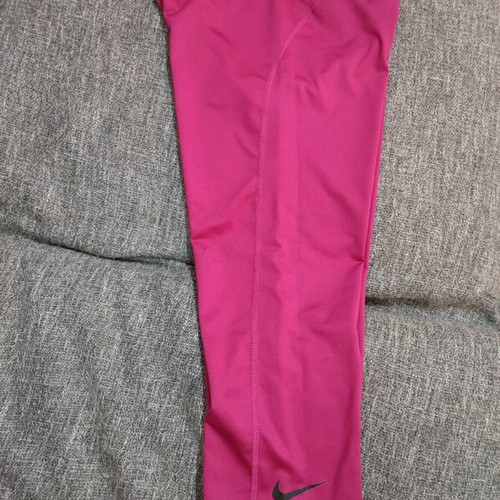 Nike 3/4 sports leggings like new, dri-fit, purple and yellow
