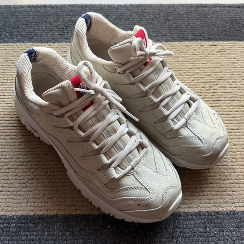 Skechers Sport Athletic Shoes Size 39.5 Like New, Beige