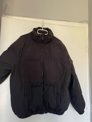 Bershka μαύρο puffer μπουφάν σαν καινούργιο, size S-M