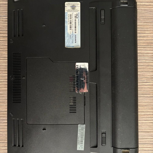ASUS Automobili Lamborghini VX6 netbook used with charger