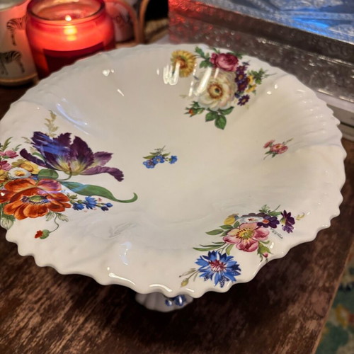Blakeney England porcelain fruit bowl like new