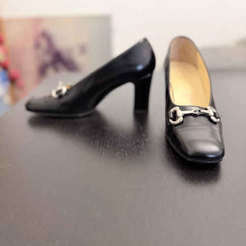 Parallèle Paris Leather Horsebit Pumps Black size 39 like new