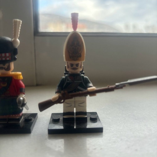 Figures excellent condition