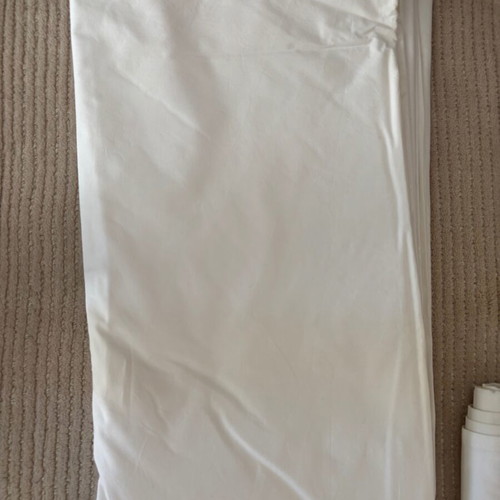 Set of embroidered cotton bed sheets, pillowcases and duvet covers