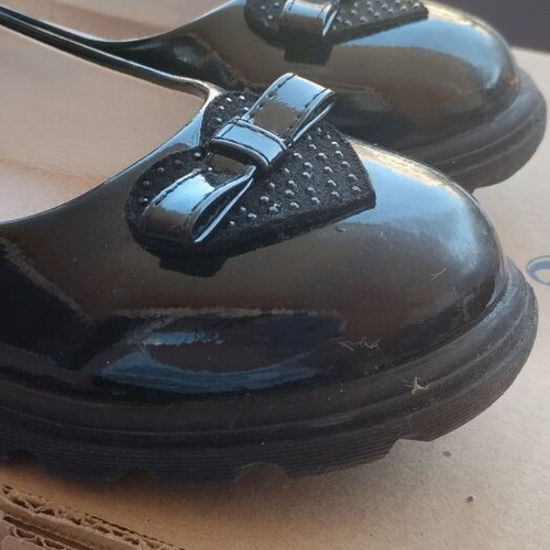 Exe Kids patent leather shoes size 37 like new, black