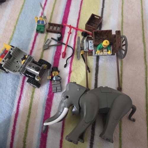 LEGO Adventurers Orient Expedition Elephant Caravan used set