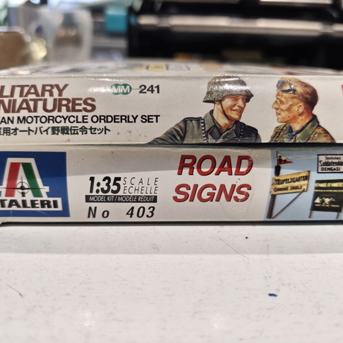 Figures and accessories for 1/35 dioramas like new, Italeri and Tamiya