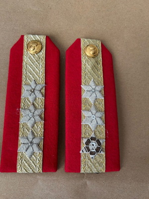 Set of official captain uniform epaulets used