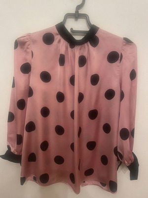 Zara polka dot shirt like new, black and pink, size M