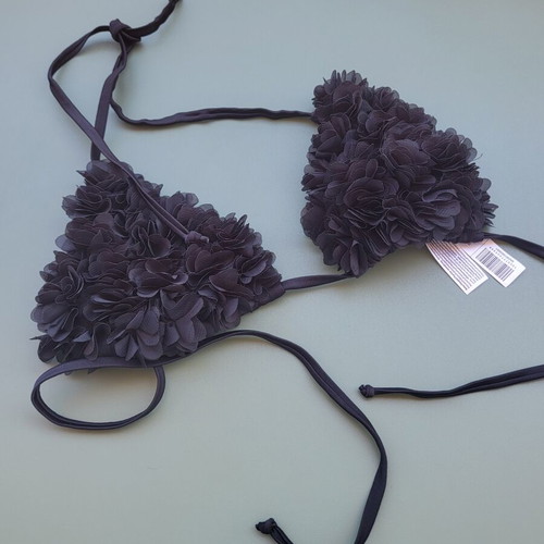 Black bikini top like new, size 4