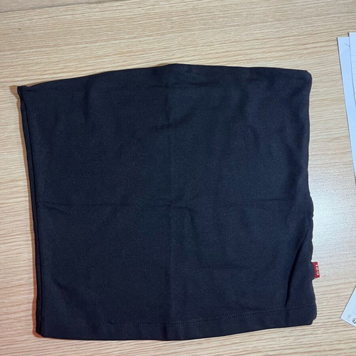 Iso fitted strapless black top like new size M